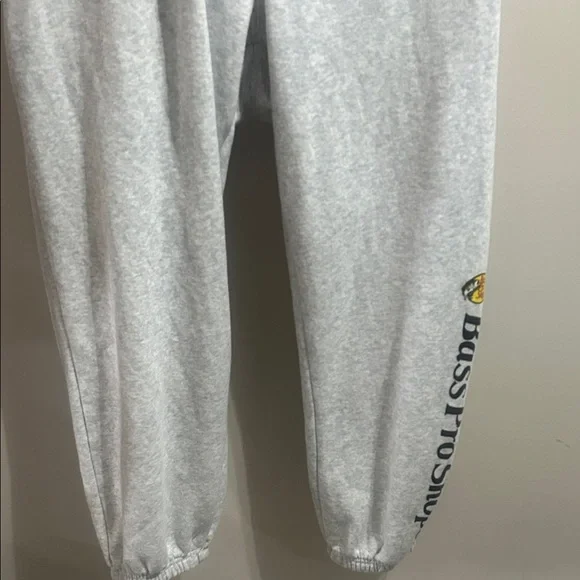 Bass Pro Shops Light Gray Sweatpants - Picture 3 of 10